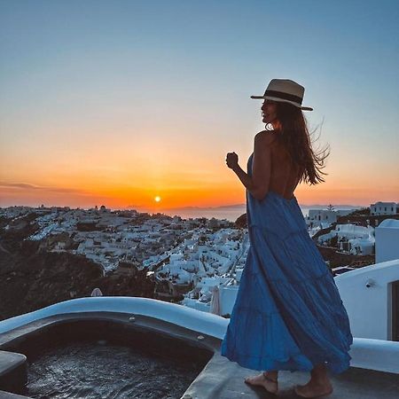 Captain John Villas Oia - Caldera & Sunset View Dış mekan fotoğraf