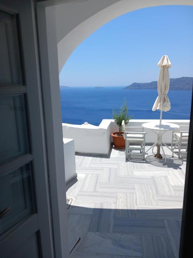 Captain John Villas Oia - Caldera & Sunset View Dış mekan fotoğraf