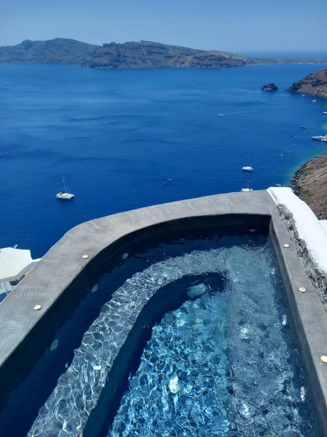 Captain John Villas Oia - Caldera & Sunset View Dış mekan fotoğraf